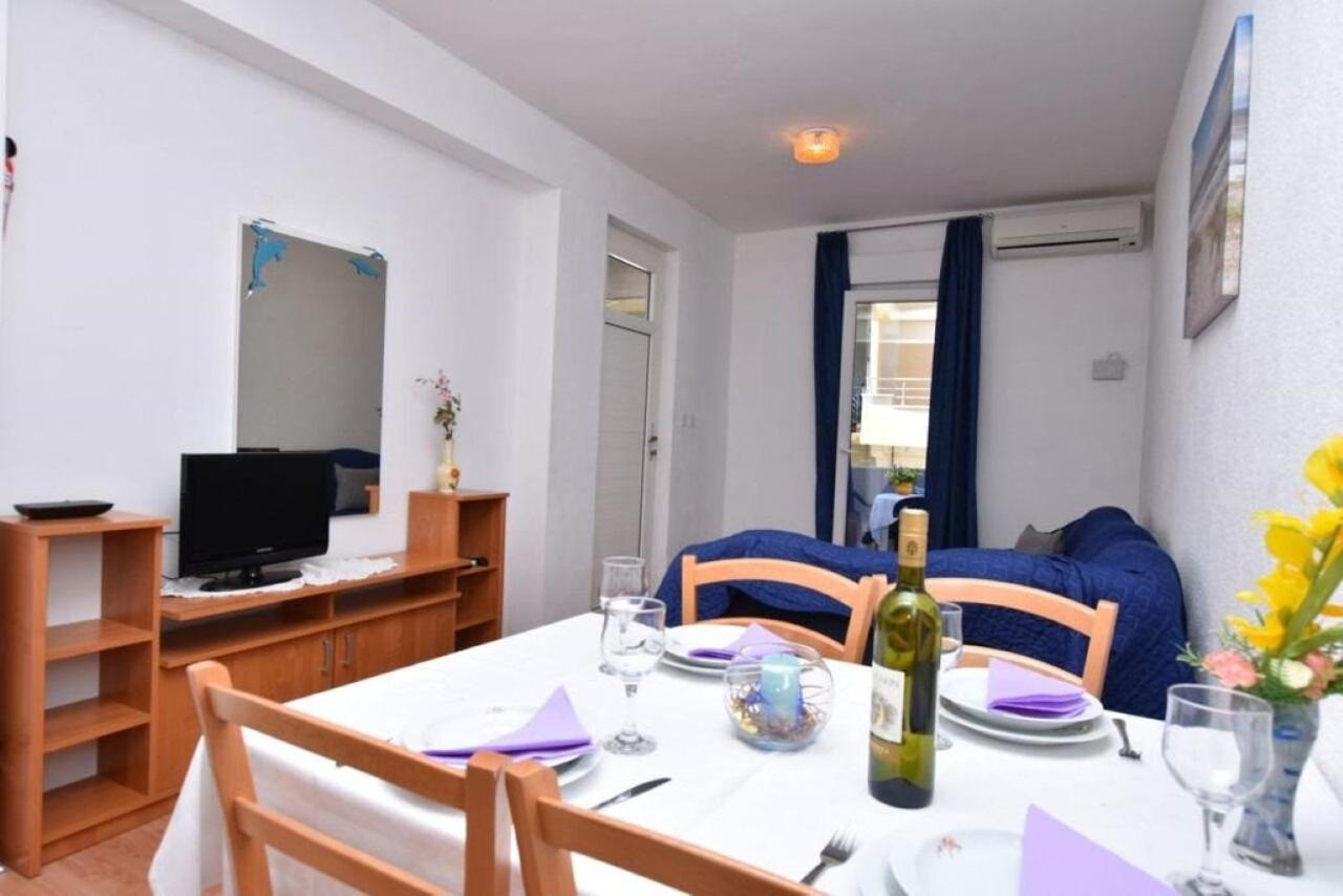 Apartment Rene أوميس المظهر الخارجي الصورة